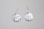 Enamel white short earrings