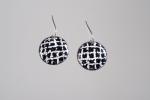 Enamel black short earrings