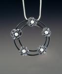 Tri-leaf Db wire pearl brooch/pendant